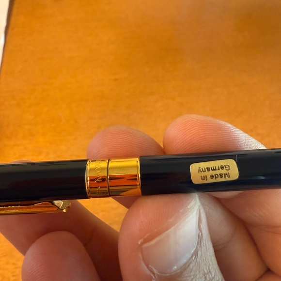 Brand New Mont Blanc Pens (set of two) - Picture 9 of 11